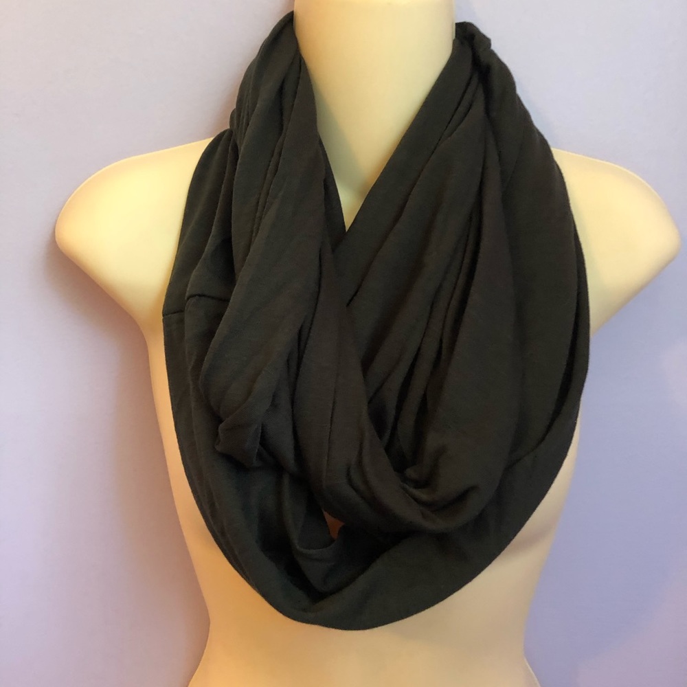 Black infinity scarf with pocket